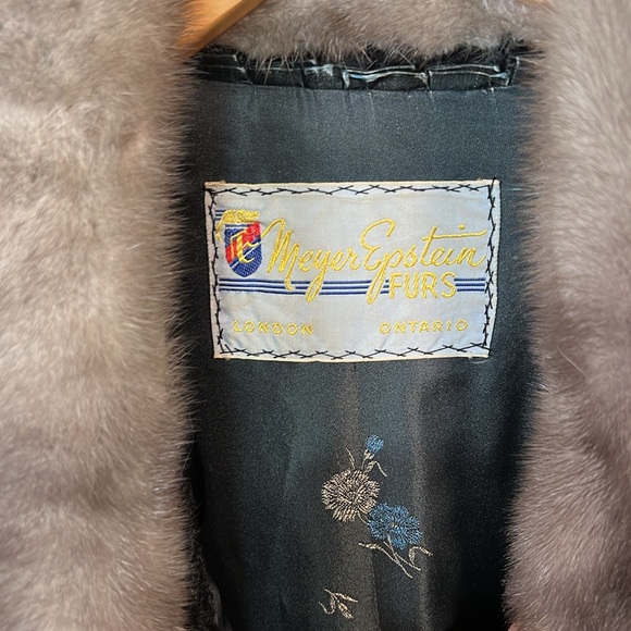 Vintage Meyer Epstein Furs Black Lambswool Coat Mink Fur Neckline P2P 20-21 - Picture 3 of 7